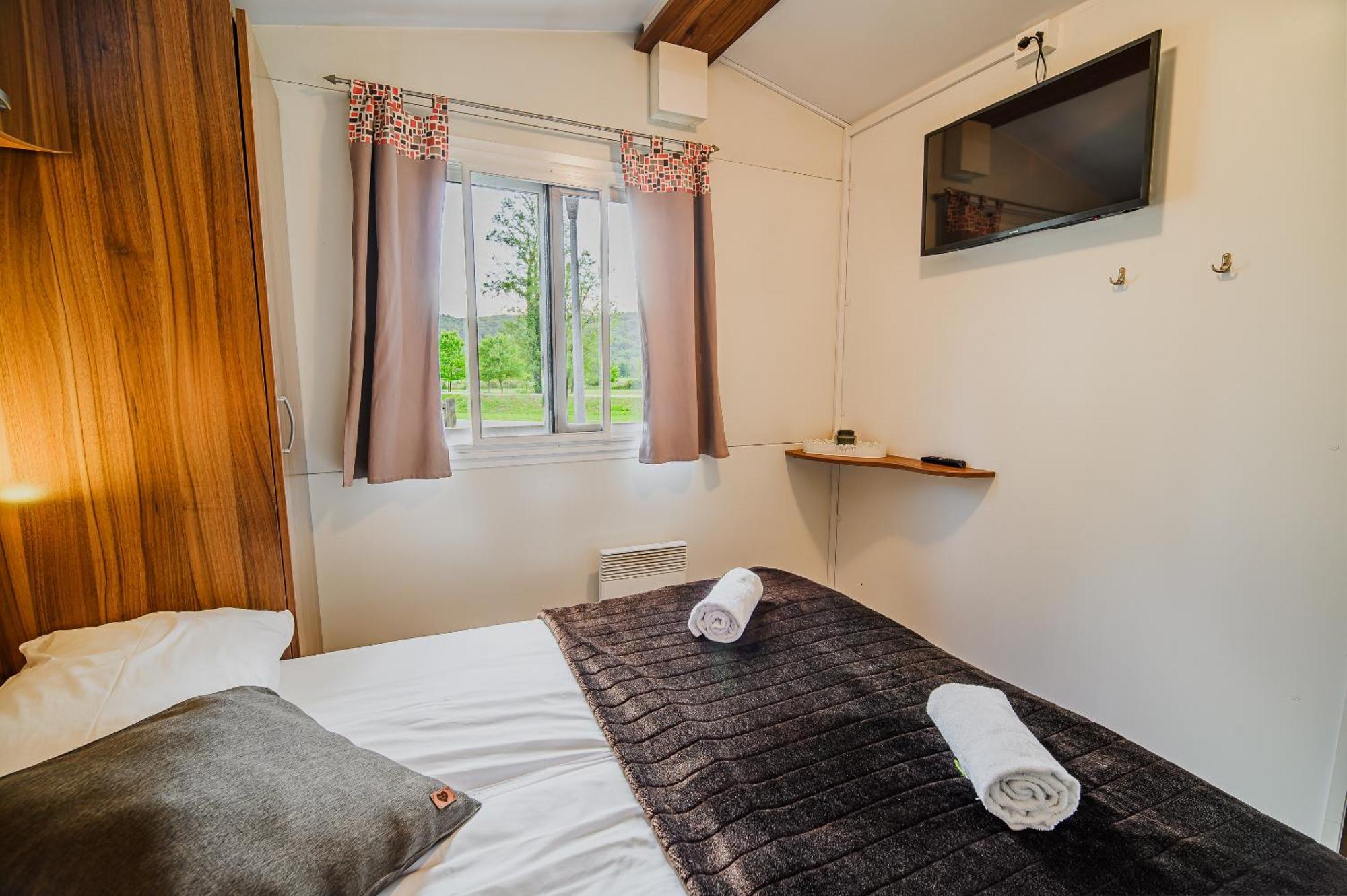 Lake View Mobile Homes With Thermal Riviera Tickets In Terme Catez Catez ob Savi Exteriér fotografie