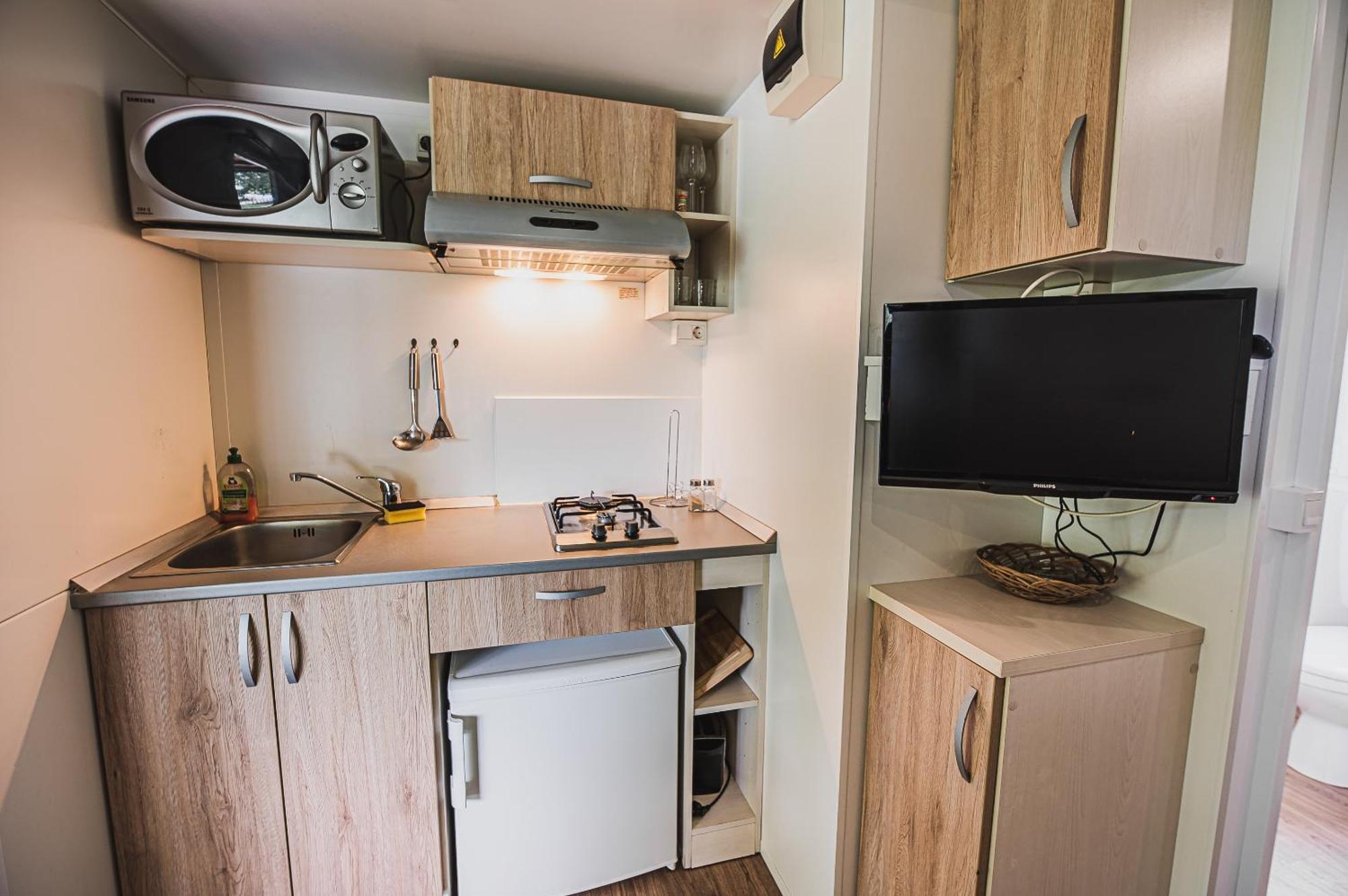 Lake View Mobile Homes With Thermal Riviera Tickets In Terme Catez Catez ob Savi Pokoj fotografie