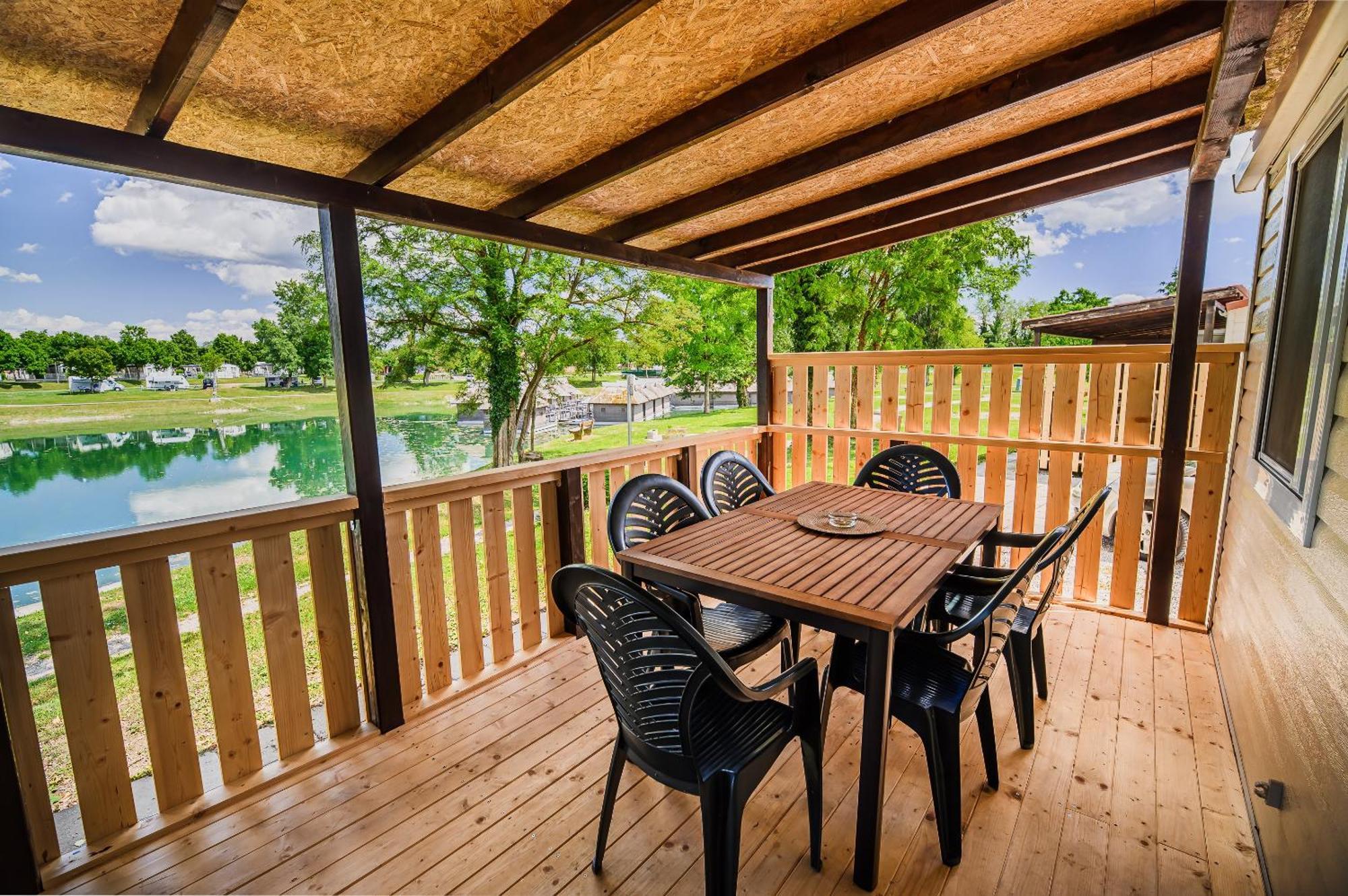 Lake View Mobile Homes With Thermal Riviera Tickets In Terme Catez Catez ob Savi Pokoj fotografie
